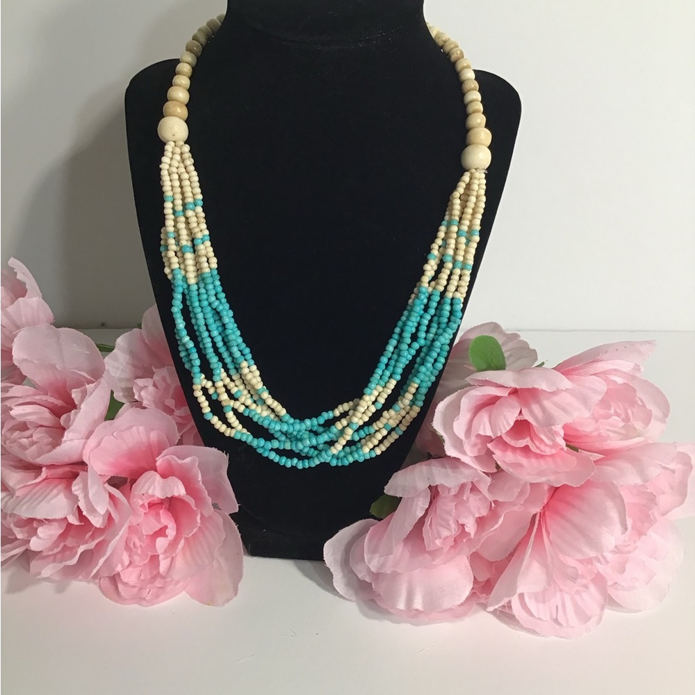 Turquoise and Cream Beaded Necklace - Picture 7 of 10